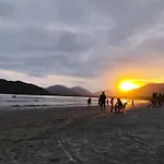 Ap Em Frente A Praia Em Ubatuba: Pereque Acu.