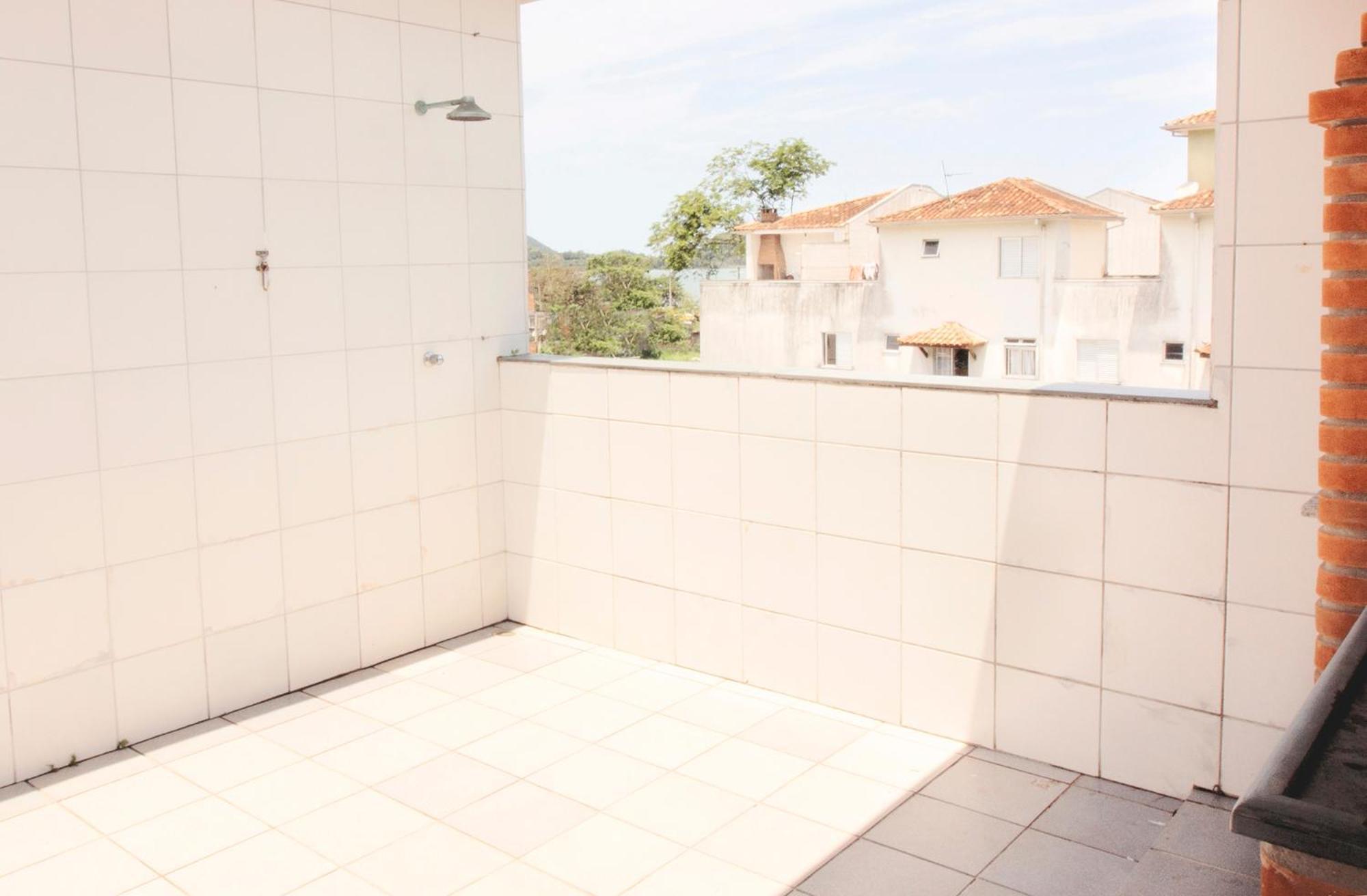 Apartamento Ap Em Frente A Em Ubatuba: Pereque Acu. Ubatuba