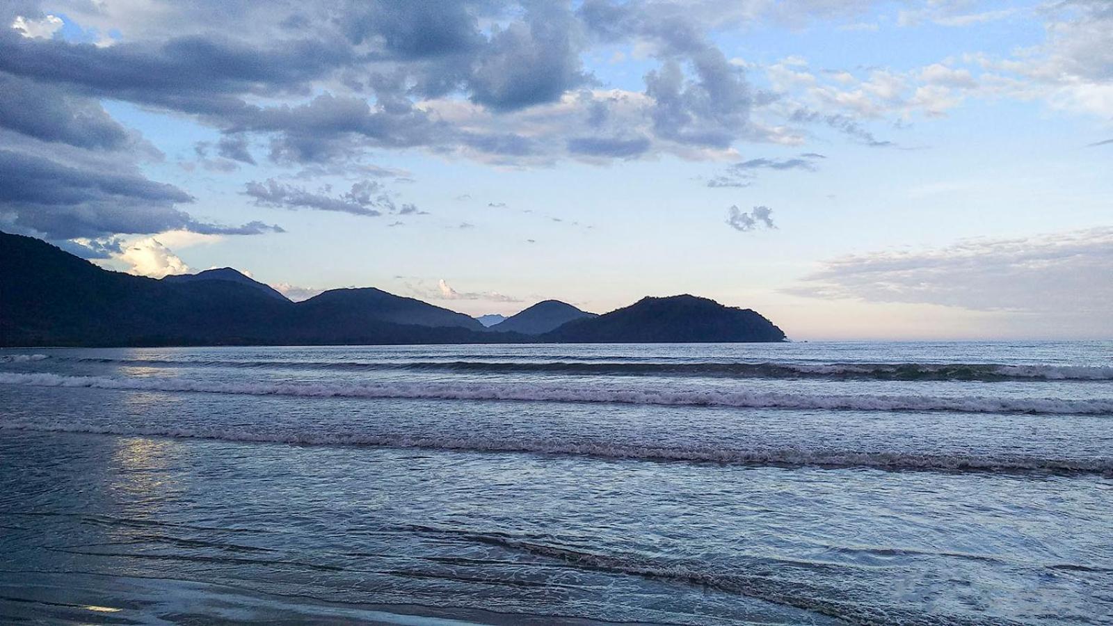 Ap Em Frente A Em Ubatuba: Pereque Acu. Ubatuba